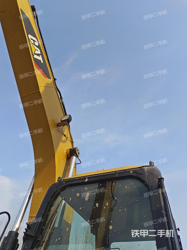 驾驶室整体（整机外观）