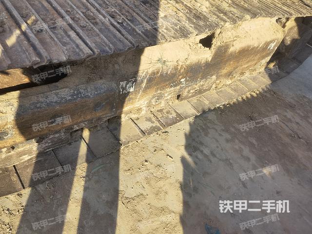 单侧履带整体（整机外观）