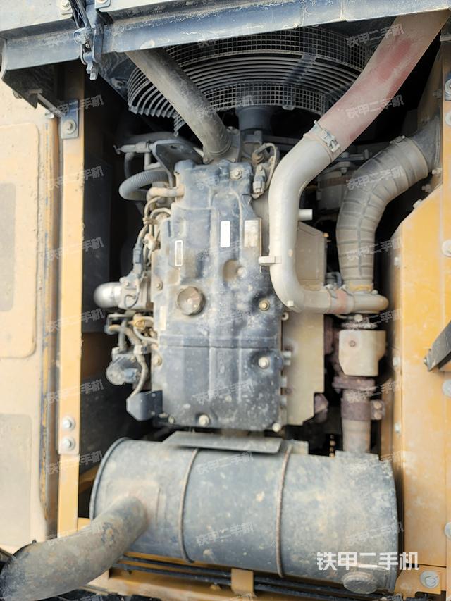 发动机整体俯视（整机外观）