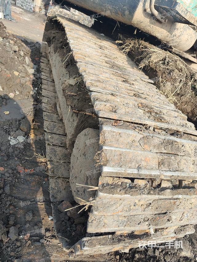 单侧履带整体（整机外观）