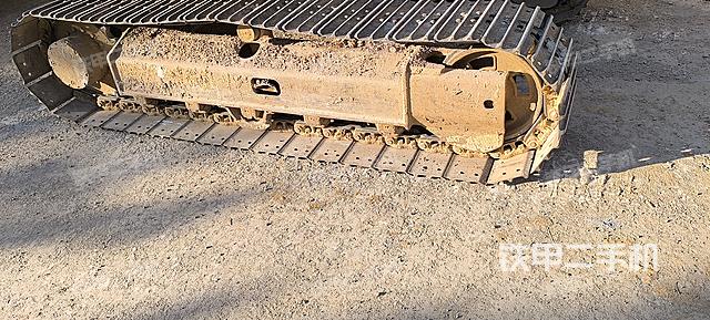 单侧履带整体（整机外观）