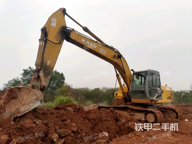 加藤HD820V挖掘机