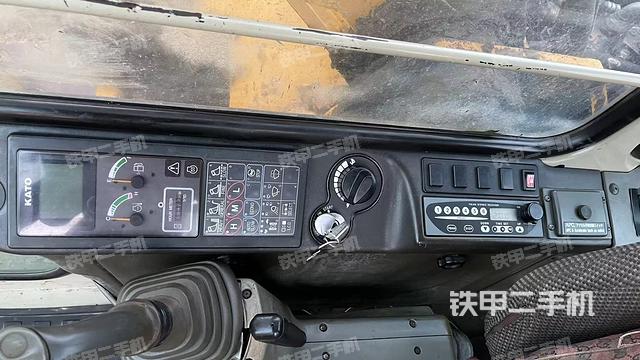 驾驶室整体（整机外观）