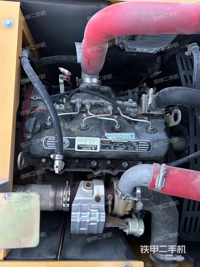 发动机整体俯视（整机外观）