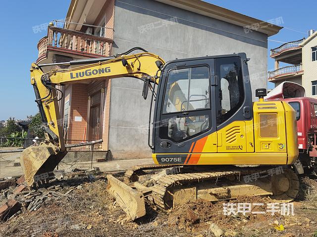 柳工CLG9075E挖掘機(jī)