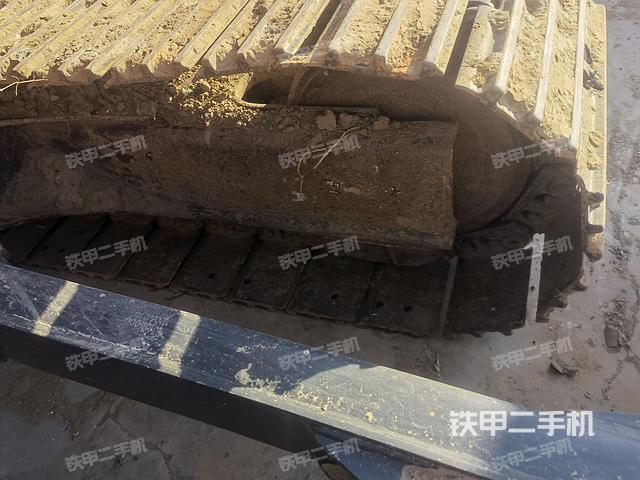 单侧履带整体（整机外观）