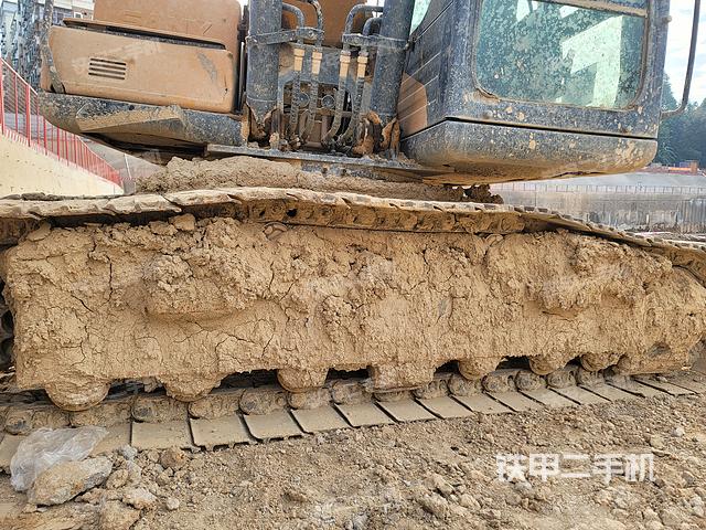 单侧履带整体（整机外观）