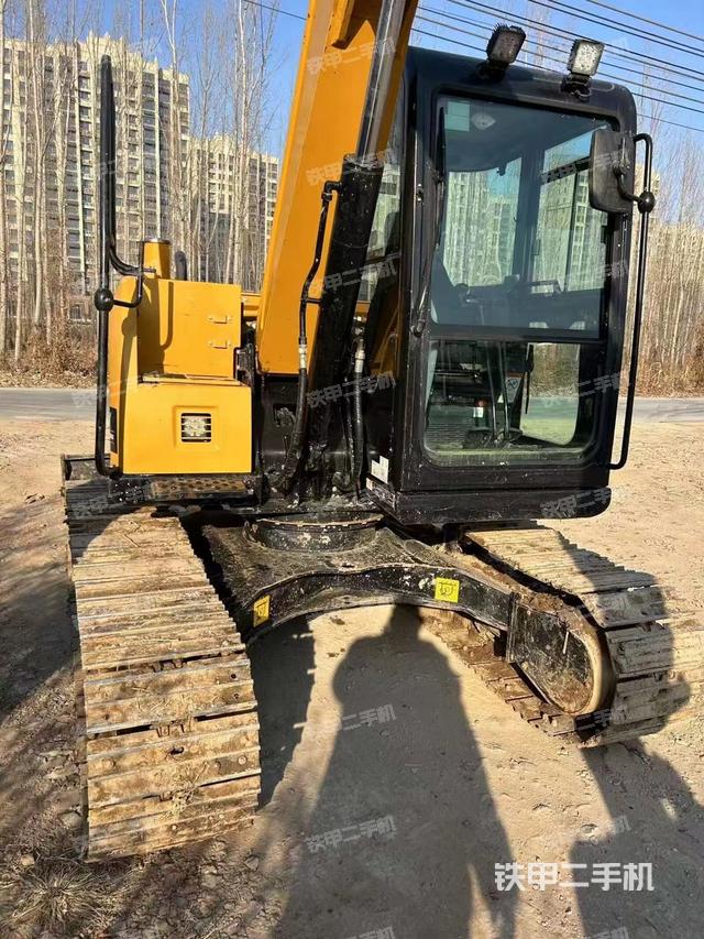 驾驶室整体（整机外观）