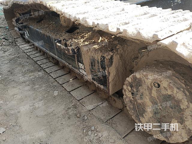 单侧履带整体（整机外观）