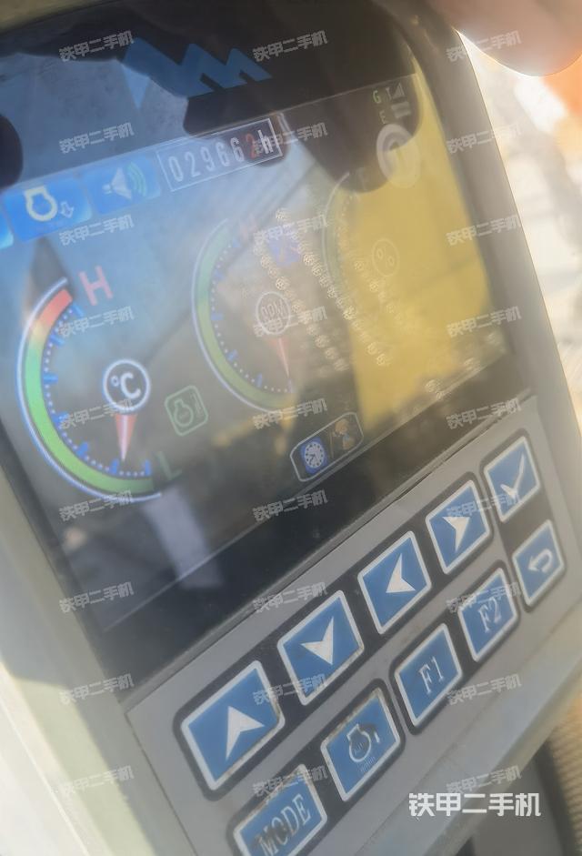 驾驶室整体（整机外观）