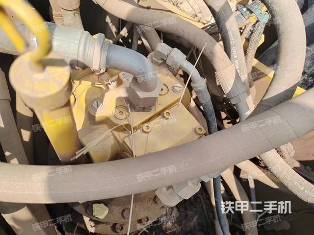 发动机室（上车部件）