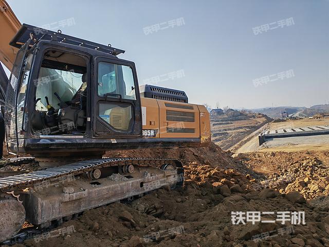 单侧履带整体（整机外观）