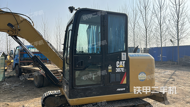 驾驶室整体（整机外观）