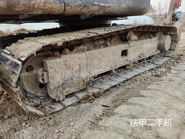 单侧履带整体（整机外观）