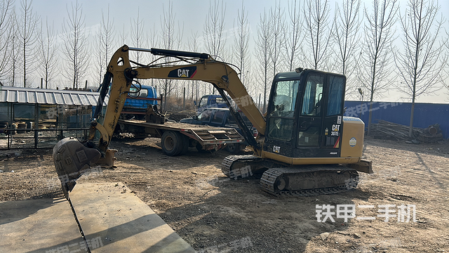 卡特彼勒CAT?305.5E2 小型液壓挖掘機(jī)