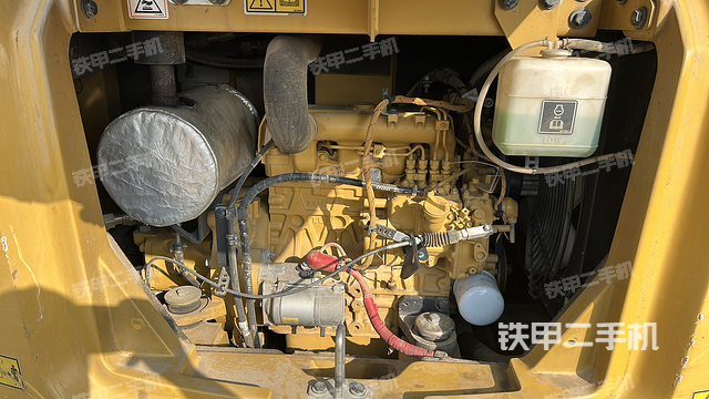 发动机整体俯视（整机外观）