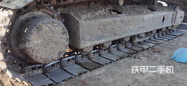 单侧履带整体（整机外观）