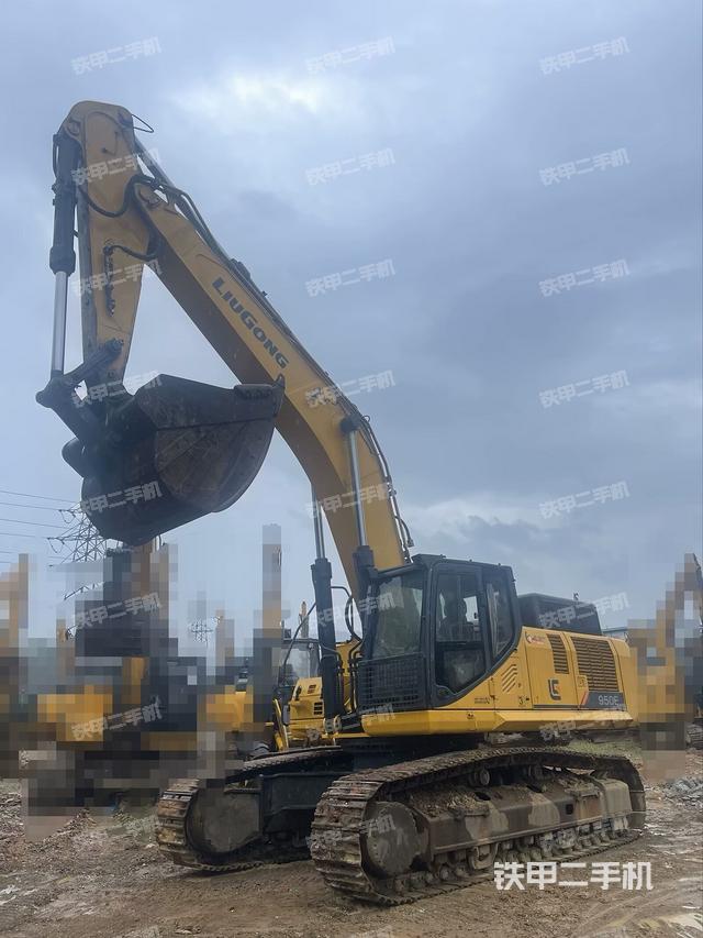 柳工CLG950E挖掘机