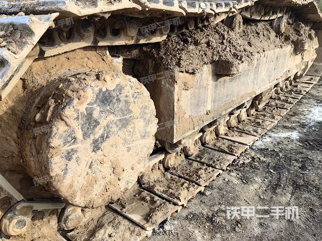 单侧履带整体（整机外观）