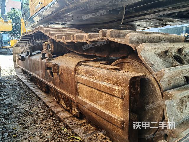 单侧履带整体（整机外观）