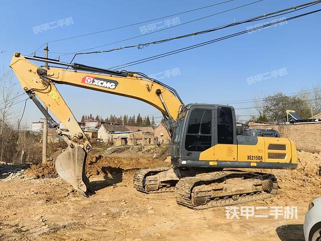 徐工XE200DA挖掘機(jī)