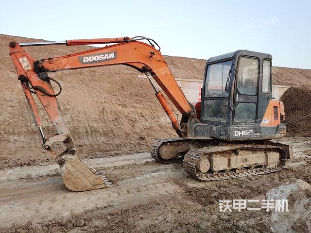 斗山DH55-7挖掘機(jī)