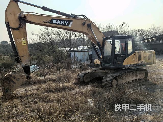 三一重工SY205C挖掘机