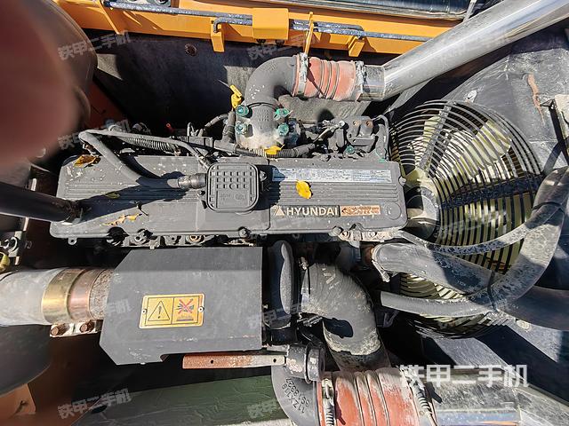 发动机整体俯视（整机外观）