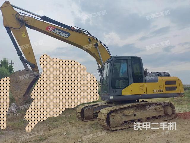 徐工XE200DA挖掘機(jī)