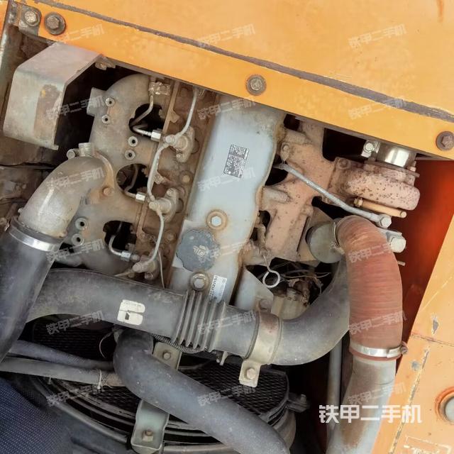 发动机整体俯视（整机外观）