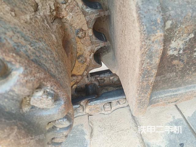 单侧履带整体（整机外观）