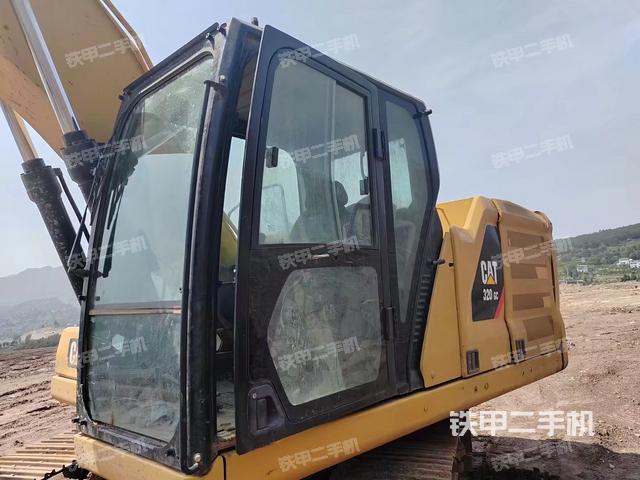 驾驶室正侧（驾驶室部分）