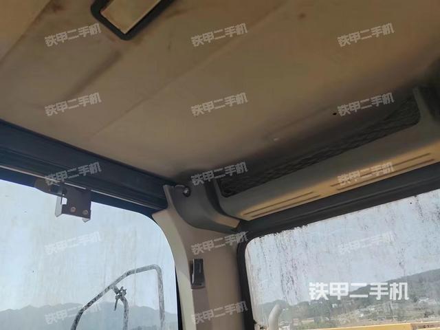 驾驶室左前45度（驾驶室部分）