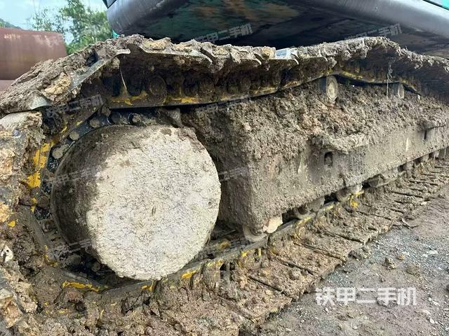 单侧履带整体（整机外观）