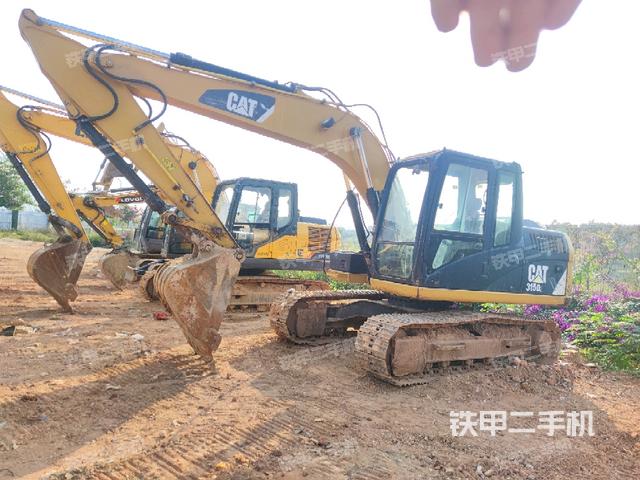 卡特彼勒312D2GC挖掘机