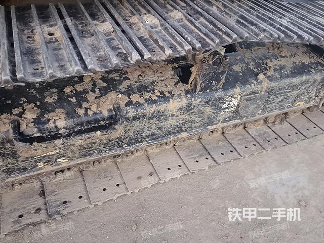 单侧履带整体（整机外观）