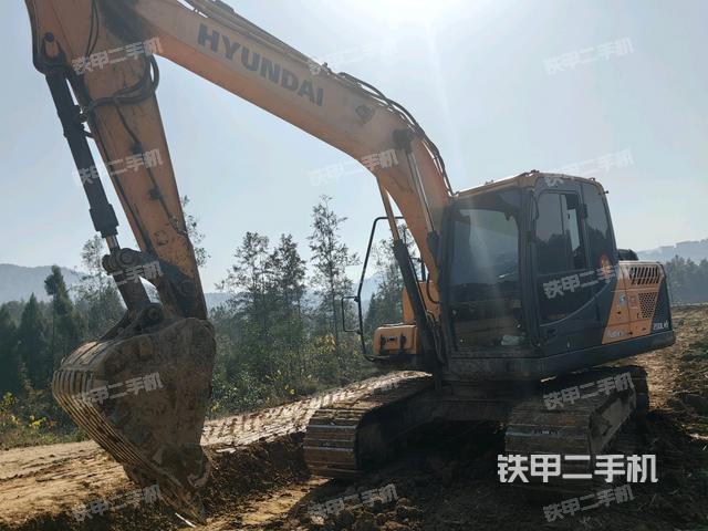 现代R150LVS挖掘机