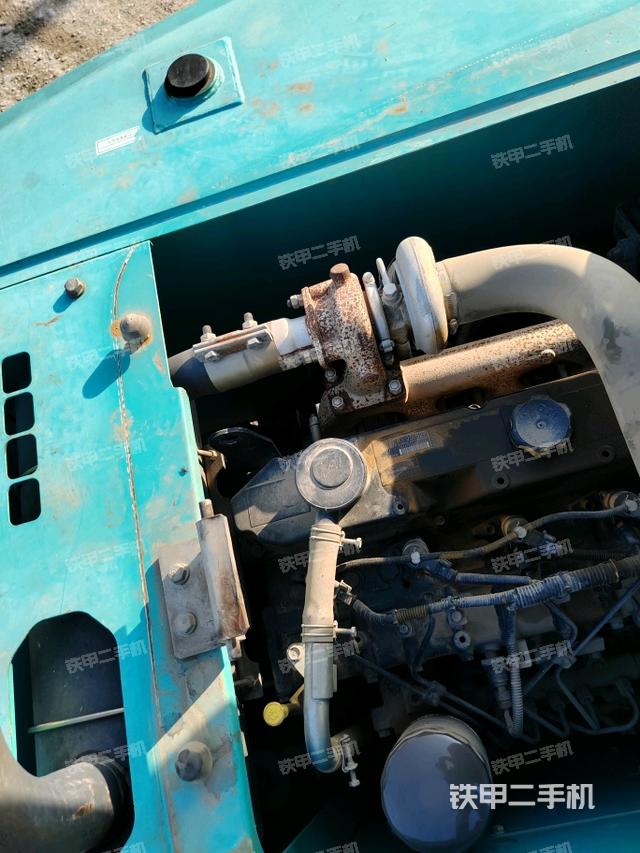 增压器特写(上车部件) 增压器特写(上车部件)