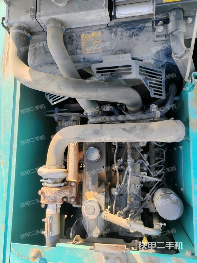 水箱+风扇特写(上车部件) 水箱+风扇特写(上车部件)