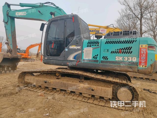 神钢SK260LC-8挖掘机