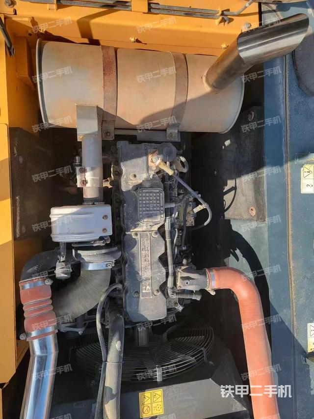 发动机整体俯视（整机外观）