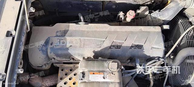 发动机整体俯视(整机外观) 发动机整体俯视(整机外观)