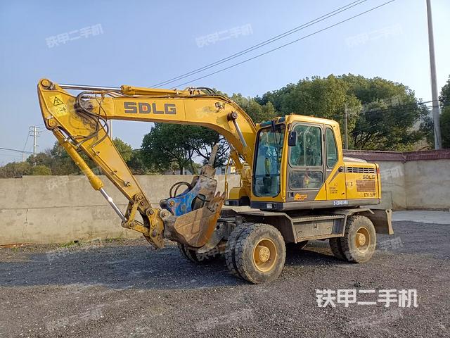 山东临工E7150F挖掘机
