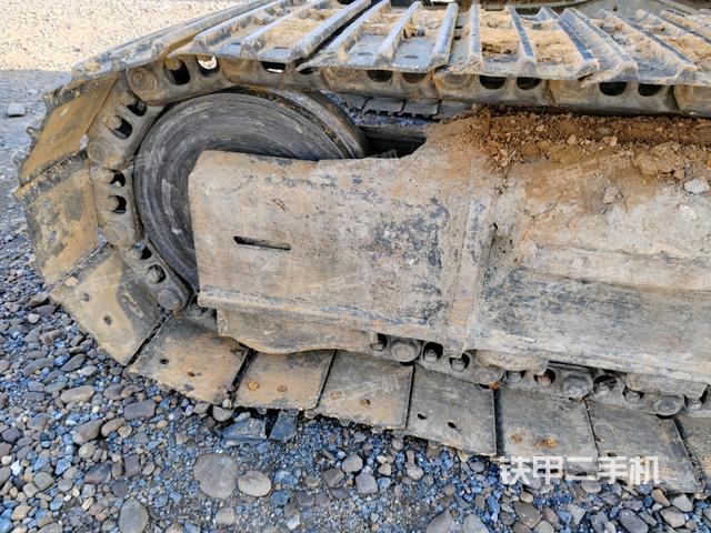 右驱动轮(行走机构) 右驱动轮(行走机构)