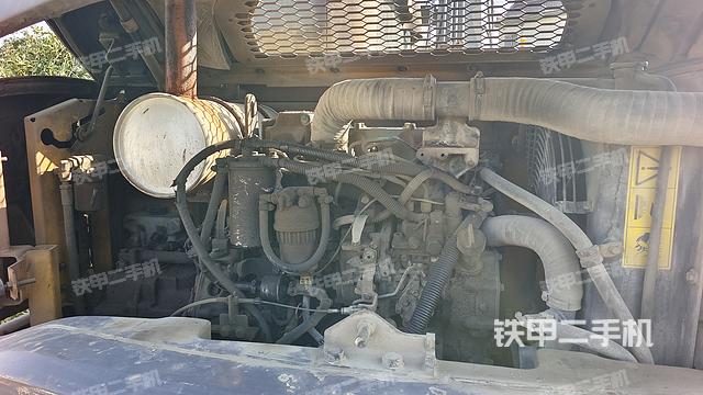 发动机整体俯视(整机外观) 发动机整体俯视(整机外观)