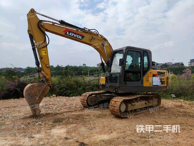 雷沃重工FR130E挖掘机