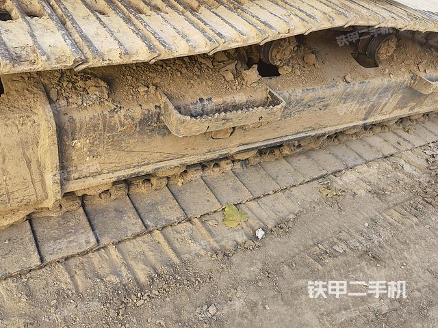 单侧履带整体（整机外观）