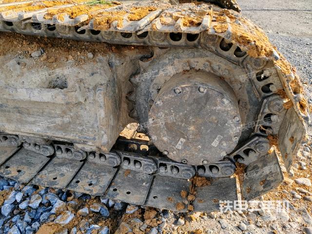 左驱动轮(行走机构) 左驱动轮(行走机构)