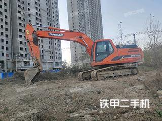 河南-驻马店市二手斗山DH215-9E挖掘机实拍照片