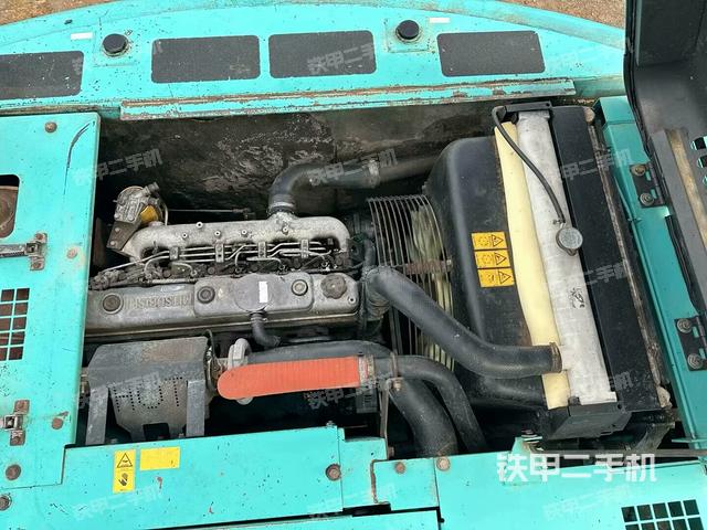 发动机整体俯视（整机外观）